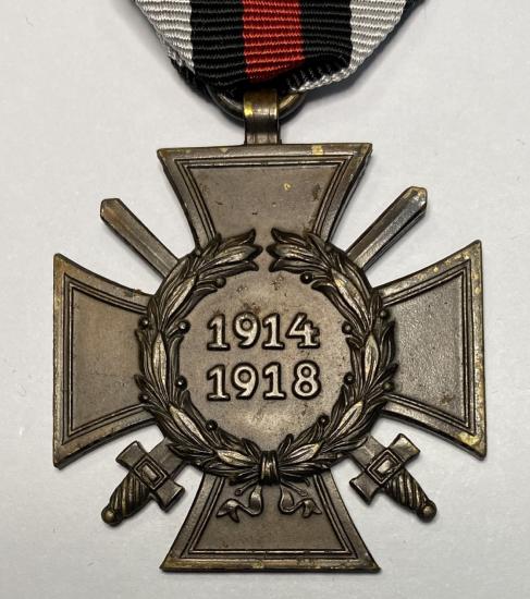 WW1 German Honour Cross With Swords