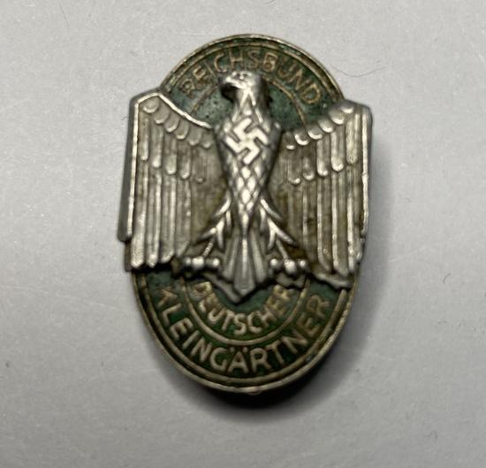 WW2 German Reichsbund Deutscher Klein Gartner Badge