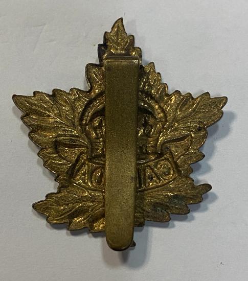 WW2 Canada Cap Badge